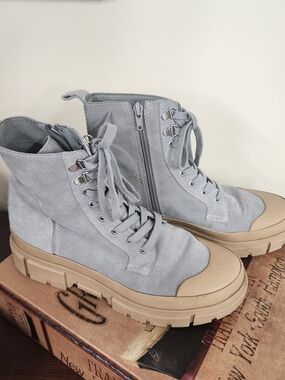 Treasure & Bond Light Gray Suede Lace-Up Combat Boots with Tan Platform